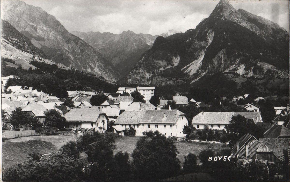 1200px-Postcard_of_Bovec_1968.jpg