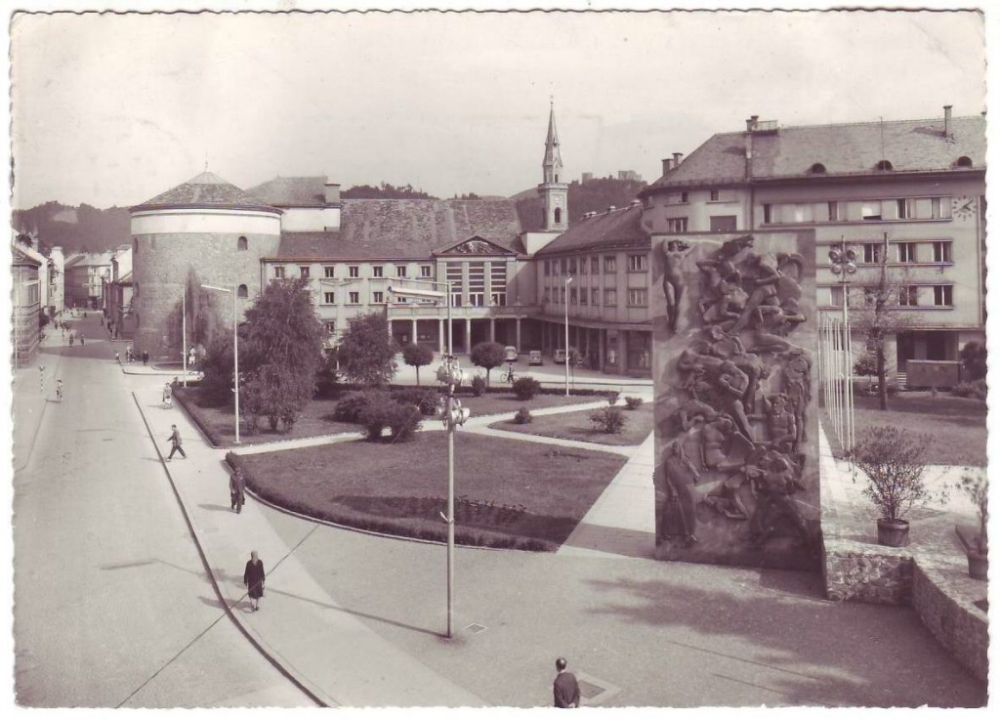 1961_postcard_of_Celje_(2).jpg