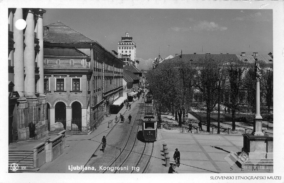2nd half 20th Postcard_of_Ljubljana,_Congress_Square_(10).jpg