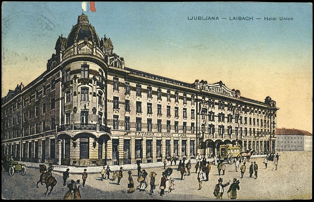 Postcard_of_Grand_Hotel_Union_Ljubljana_1915.jpg