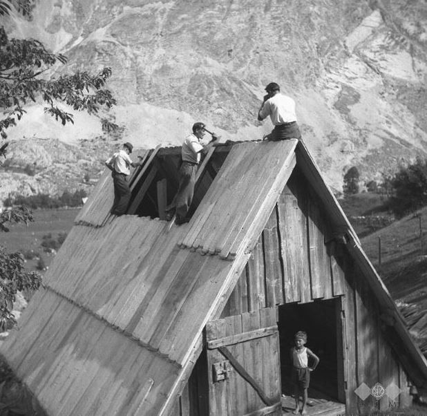 house work soca 1952.JPG