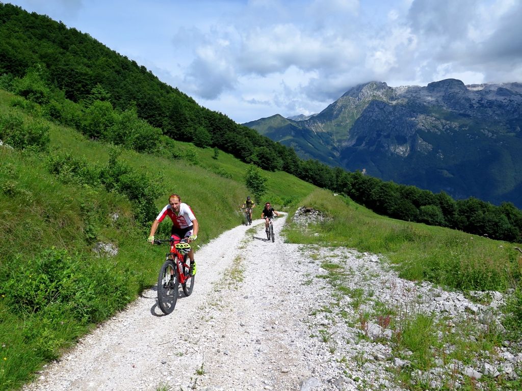 mtb-stol_mountain-biking_cycling-adventures_slovenia_kata-adventures.jpg