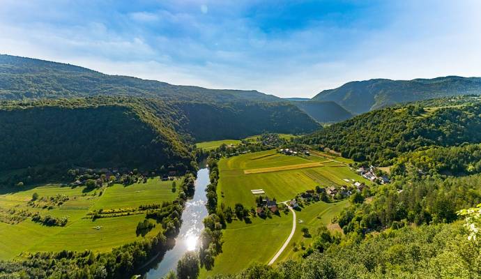 Valley of Kolpa from Sodevska stena