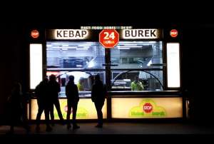 Nobel Burek, on Miklošičeva