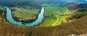 Migration Across Kolpa “Manageable”, But More Policing at Croatian Border