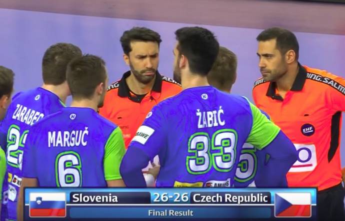 Draw with Czechs Ends Slovenia&#039;s Handball Championship (Video)