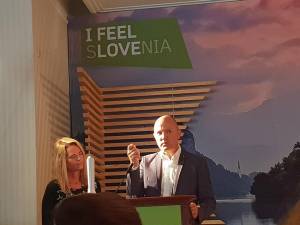 Tomi Ilijaš speaking at the forum