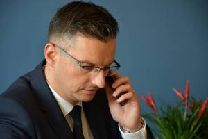 After Friday&#039;s vote in the National Assembly, the President of the Republic of Slovenia Borut Pahor congratulated Prime Minister Marjan Šarc. In a short conversation, he wished successful work for the benefit of Slovenia and all its people.