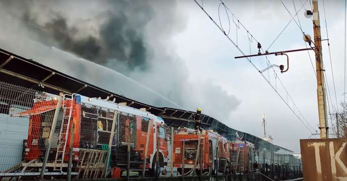 Large Warehouse Fire in Šentvid (Video)