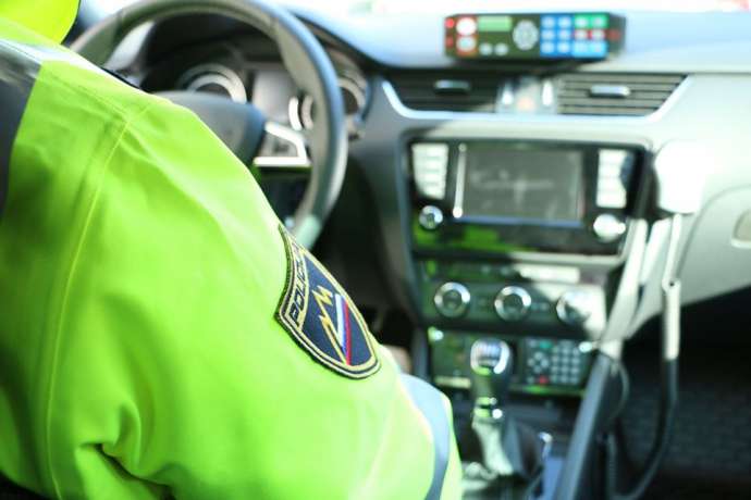 106 Illegal Border Crossings on Thursday