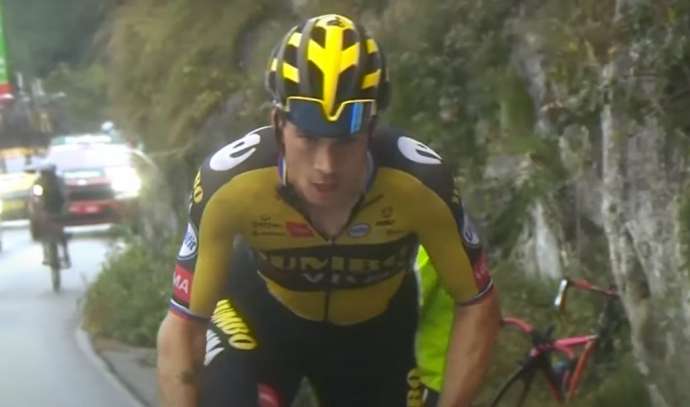 Cycling: Roglič Takes Red Jersey in 17th Stage of La Vuelta (Video)