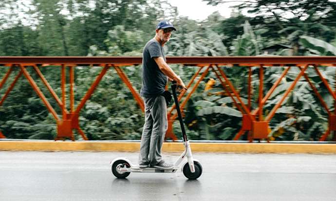 Slovenia Moves to Legalise E-scooters, Tests of Autonomous Cars