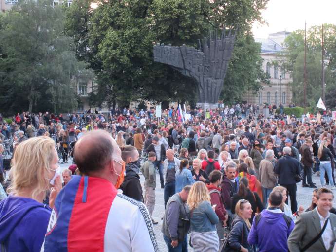 Slovenia Sees 6th Week of Bicycle Protests