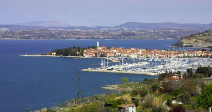 Free Shuttle Ferry to Run Weekends at Slovenian Coast Over the Summer