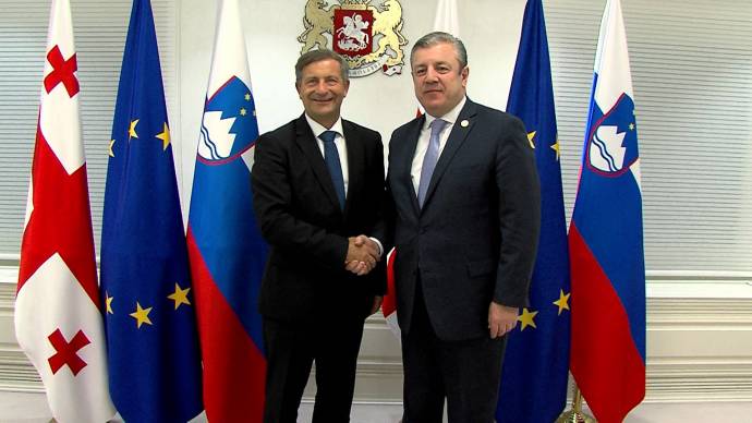 Slovenia Minister of Foreign Affairs, Karl Erjavec, left, meets Georgian Prime Minister Giorgi Kvirikashvili